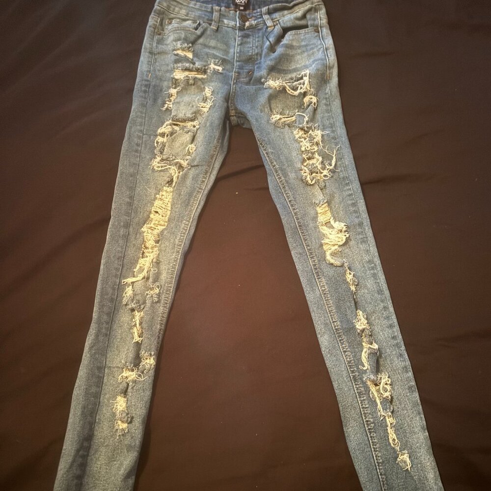boohoo man ripped skinny